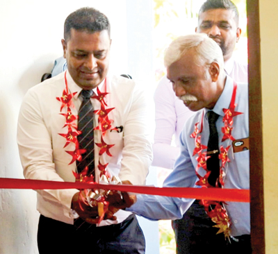 The opening of the 240th Seylan Pahasara library at the Kotambapitiya Muslim Central College