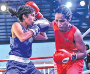 Sachini Fernando (left) the best boxer women