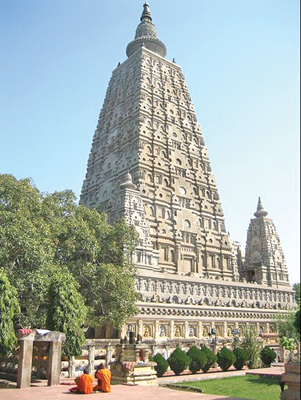 The Mahabodhi temple after restoration by architect 
David Beglar